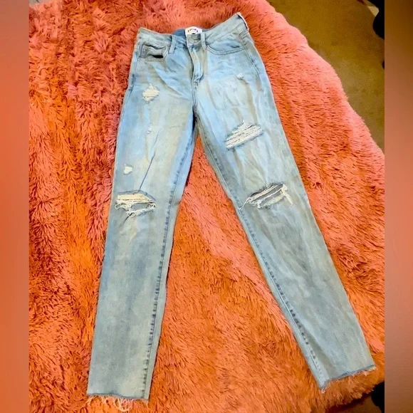 Jeans - Picture 1 of 2